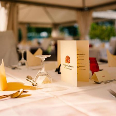 Seepark Hotel Am Wandlitzsee Екстер'єр фото