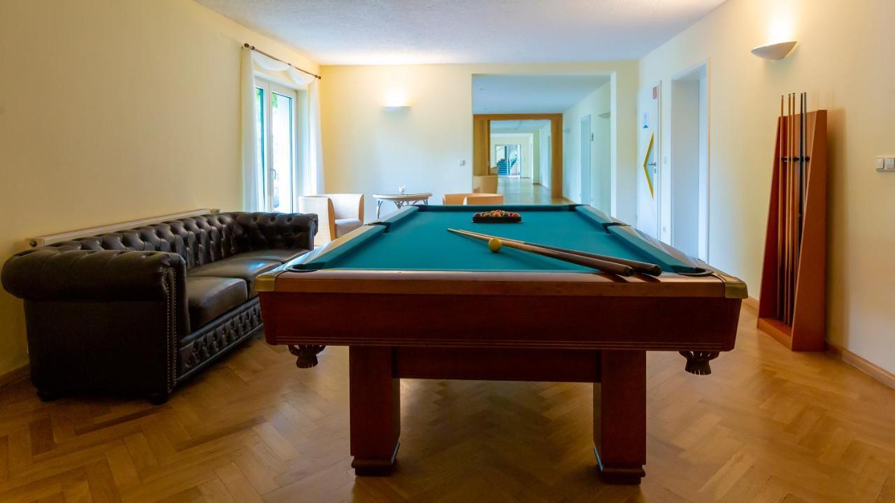 Seepark Hotel Am Wandlitzsee Екстер'єр фото